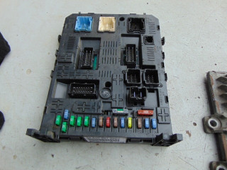 Модуль управления bsi  fiat scudo citroen jumpy  966405878001 966405878001       