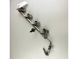 Vstřikovací lišta  A2700701595, A2700701995 MERCEDES Mercedes-Benz       pro benzínový motor