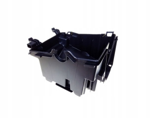 Proace city 19-23 блок предохранителей SU001-B4219, SU001B4219 9804681980 Toyota