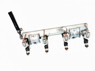 Vstřikovací lišta  0280158013, 185966KM-  Nissan       pro benzínový motor