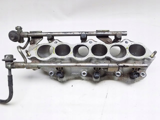 Vstřikovací lišta    Nissan       pro benzínový motor