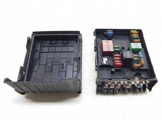 Pojistková skříňka - A3 8P GOLF V LEON 1K0937125A 1K0937125A Volkswagen