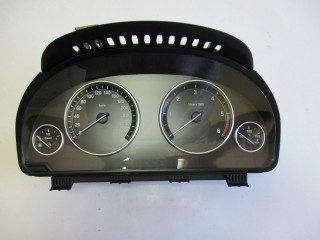 Přístrojová deska BMW 6844009