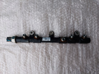 Vstřikovací lišta  28325380, 175217543R  Renault       Diesel