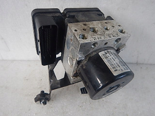 Volvo v70 xc70 d5 07- блок абс 31261142 31261142  9401541,        