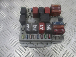 Блок предохранителей alfa romeo 147 1.9 jtd 46558760, 192A5000