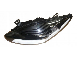 Renault oe 26 06 017 81r reflektor Левый 