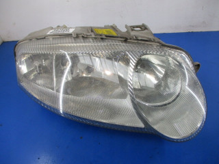 Alfa romeo 147 i reflektor правое lampa