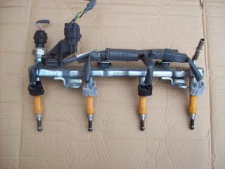 Vstřikovač 23250-36020 Lexus pro benzínový motor