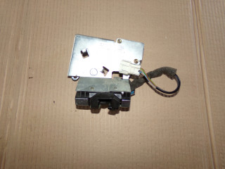 ZAMEK ЗАСЛОНКИ ЗАДН. TYLNY JAGUAR X-TYPE