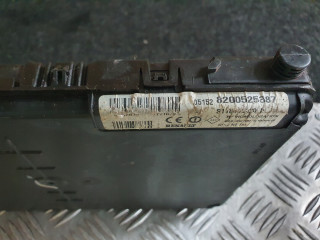 Блок предохранителей модуль bsi renault scenic ii 8200525387