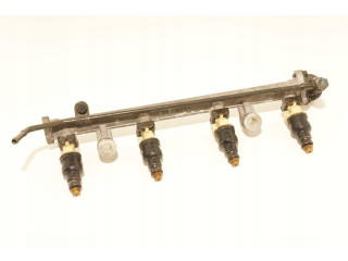 Топливная рампа hyundai coupe 1,6 16v 0250930018  1998-2005R, 19982005R   Bosch    