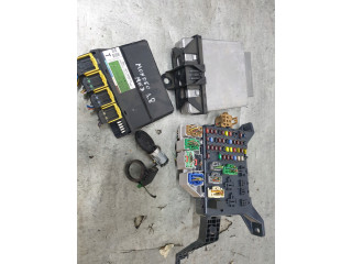 БЛОК УПРАВЛЕНИЯ КОМПЛЕКТ MONDEO 1,8TDCI 4S71-12A650-TD , 4S7112A650TD 4S71-12A650-TD Ford
