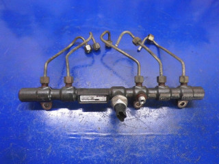 Топливная рампа датчик 2.7xdi ssangyong rexton        