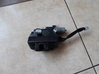 Zámek zadních dveří Toyota