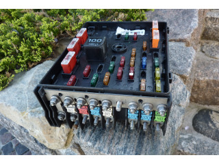 Pojistková skříňka 3C0937125 VW B6 CC Volkswagen