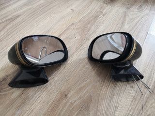 Zpětné zrcátko Pontiac