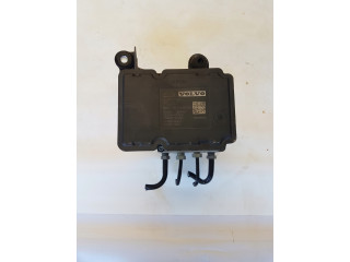 Блок абс volvo v70 s80 31261142 7g9n-2c405-ac  7G9N-2C405-AC,        