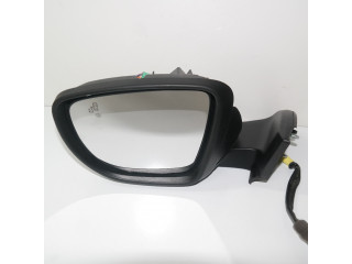 Zpětné zrcátko Nissan