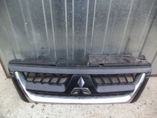 PAJERO III grill Решетка chłodnicy JASŁO Mitsubishi