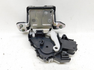 ZAMEK ЗАСЛОНКИ ЗАДН. C6728 - MAZDA CX5 CX-5 11-17