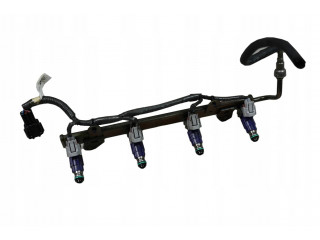 Vstřikovací lišta Nissan pro benzínový motor