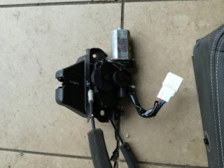 LEXUS GS III 2005 - 2011 ZAMEK ЗАСЛОНКИ ЗАДН. 64650-50010