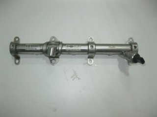 Vstřikovací lišta  06M133316K  Audi       pro benzínový motor