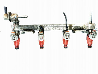 Vstřikovací lišta Nissan pro benzínový motor