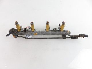 Vstřikovací lišta  2325011130, M678528  Inny      pro benzínový motor