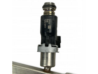 Chevrolet gmc cadillac 10-14r топливная рампа  12613411, 12613404 12614818  General Motors    