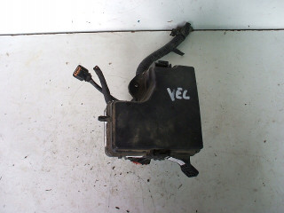 HYUNDAI VELOSTER БЛОК ПРЕДОХРАНИТЕЛЕЙ  91304-2V191, 913042V191        