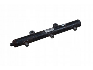 Топливная рампа peugeot 607  2.7 hdi  4R8Q-9D280-AC  Siemens   