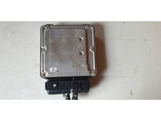 БЛОК УПРАВЛЕНИЯ VW EOS 2.0 TDI 0281015882 03L906022PM  0281015882,   Bosch 