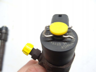 Vstřikovač  0445110327  Opel       Diesel