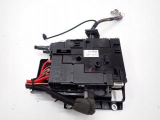 Pojistková skříňka VW II 7P 15R 7P0937548F Volkswagen