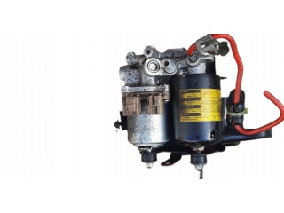 Hlavní brzdový válec TOYOTA PRIUS III 47070-12012  47070-12013     