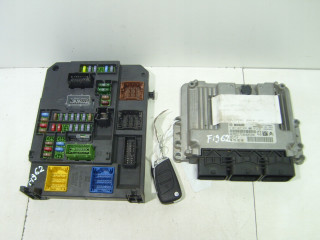 Блок управления модуль управления комплект 9675682180 citroen c4 0281017335, Bosch