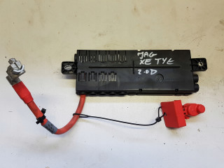 Jaguar xe x760 2.0d блок предохранителей клемма аккумулятора HX73-14516-AA, GX73-7003-BB