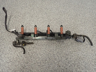 Vstřikovací lišta Mazda pro benzínový motor