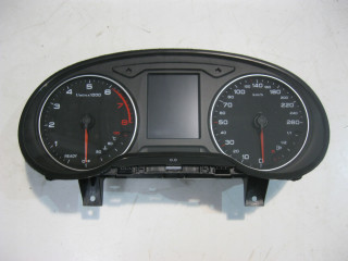 Přístrojová deska Audi