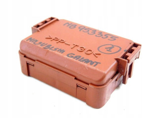 R/20 mitsubishi galant viii skrzynki bsi /1 MB953355 MB953355