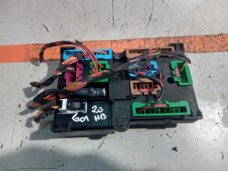 Pojistková skříňka BMW X3 G01    8736251       