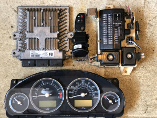 Комплект блоков управления замок зажигания jaguar s type 2.7