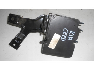 Kia Ceed II 17r 1.0 t Jednotka ABS 58900A2230