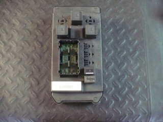 Блок предохранителей jeep grand cherokee wk 3.0