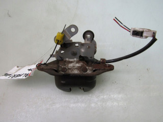 Zámek zadních dveří TYLNIEJ Nissan