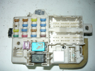 Pojistková skříňka   BSI Mazda 6 2,0 2004'       