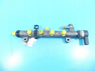 Топливная рампа датчик 057130764ab audi a8 d4 4h 4.2 tdi  0281006075,       