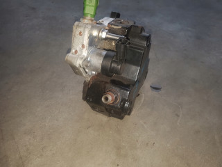 Тнвд  s60 xc90 v70 30756125 d5 185